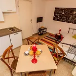 Апартаменты Dalmatian Cottage, Pedestrian Zone Сплит
