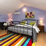 Dalmatian Cottage, Pedestrian Zone Сплит