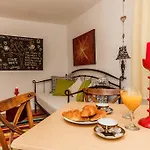 Апартаменты Dalmatian Cottage, Pedestrian Zone Сплит